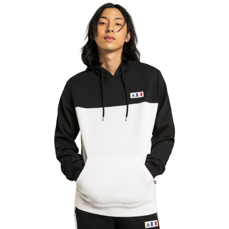 pilier hooded sweater